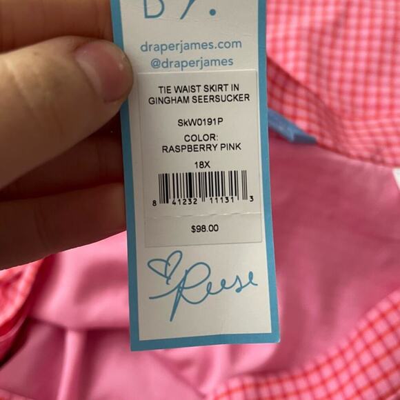 Draper James The Waist Wrap Skirt In Gingham Seersucker - Picture 2 of 6